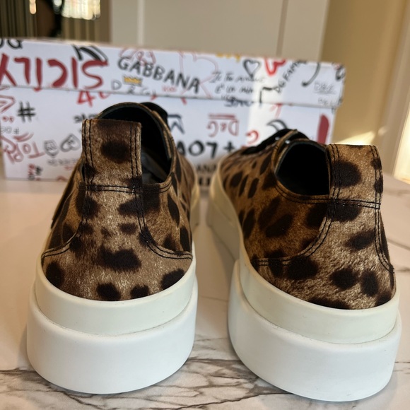 Dolce Gabbana leopard print lace up sneakers